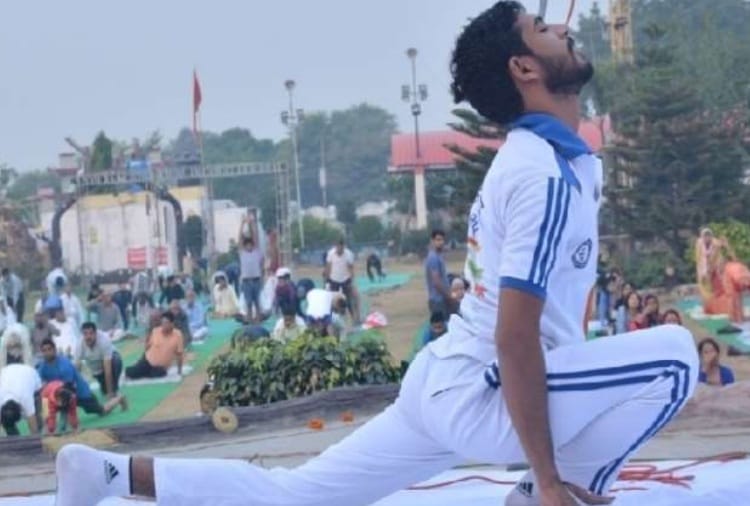 Sandeep Arya Creats New World Record of Surya Namaskar