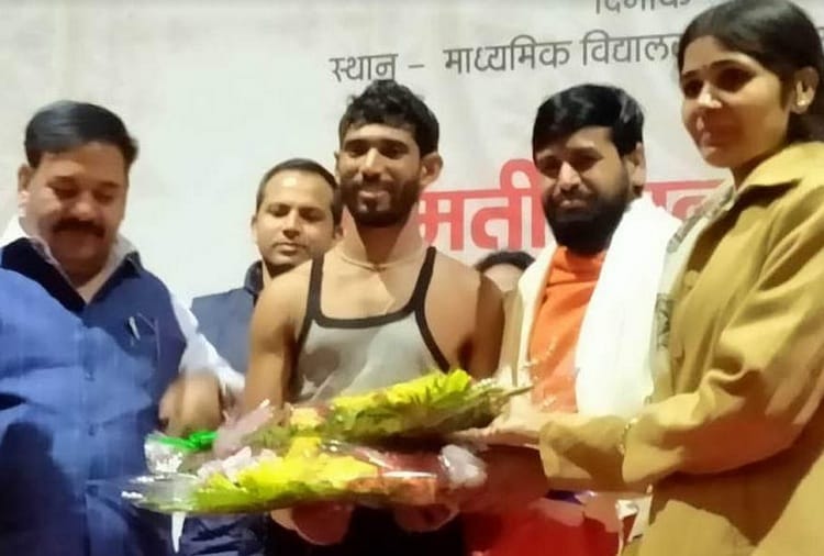 Sandeep Arya Creats New World Record of Surya Namaskar