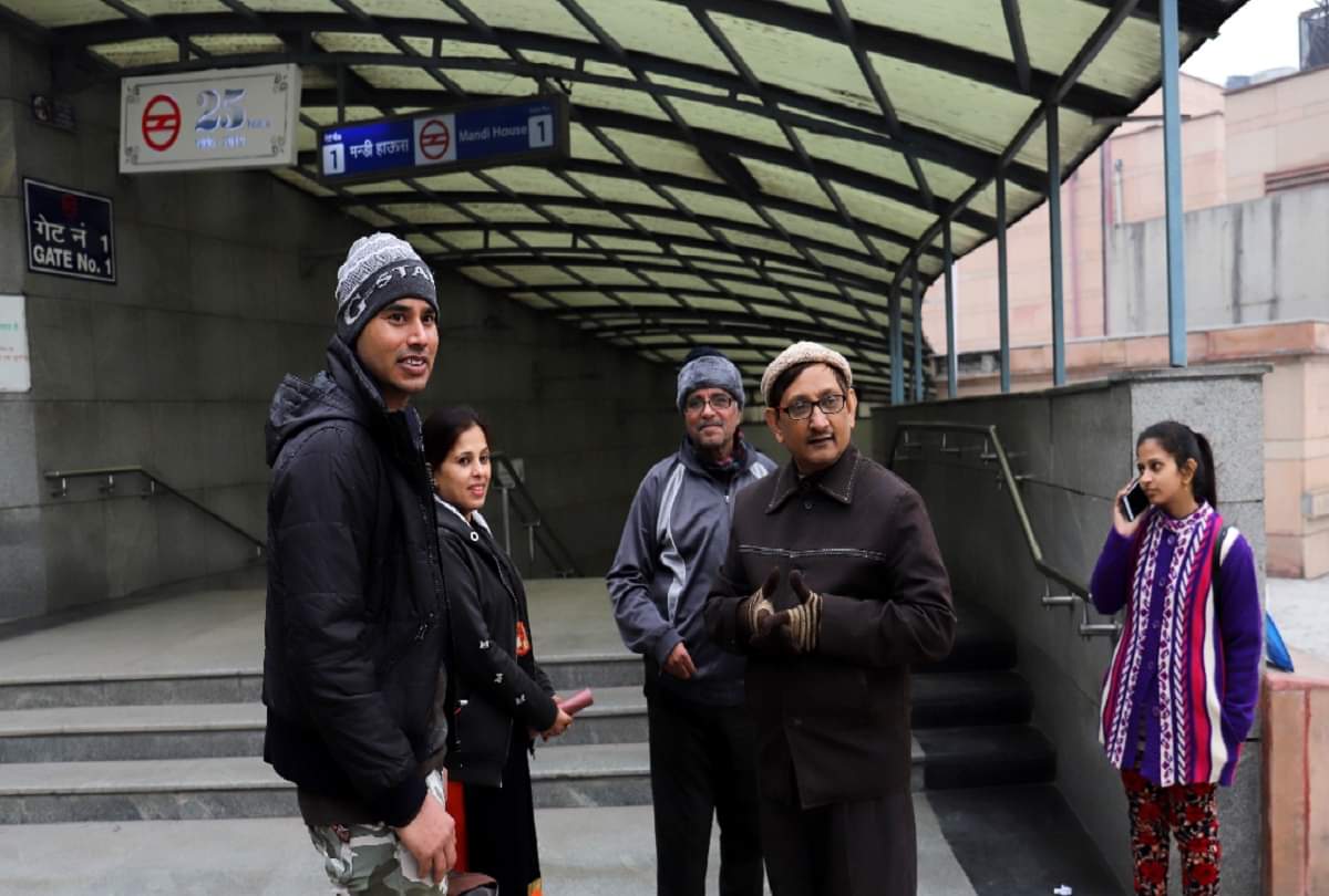 Mobile and Internet services closed for the first time in Delhi