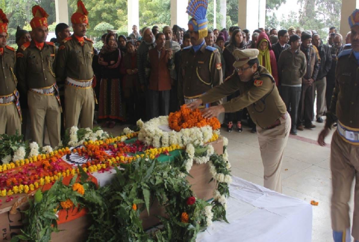 daughter sakshi cremated DIG of CRPF in lucknow