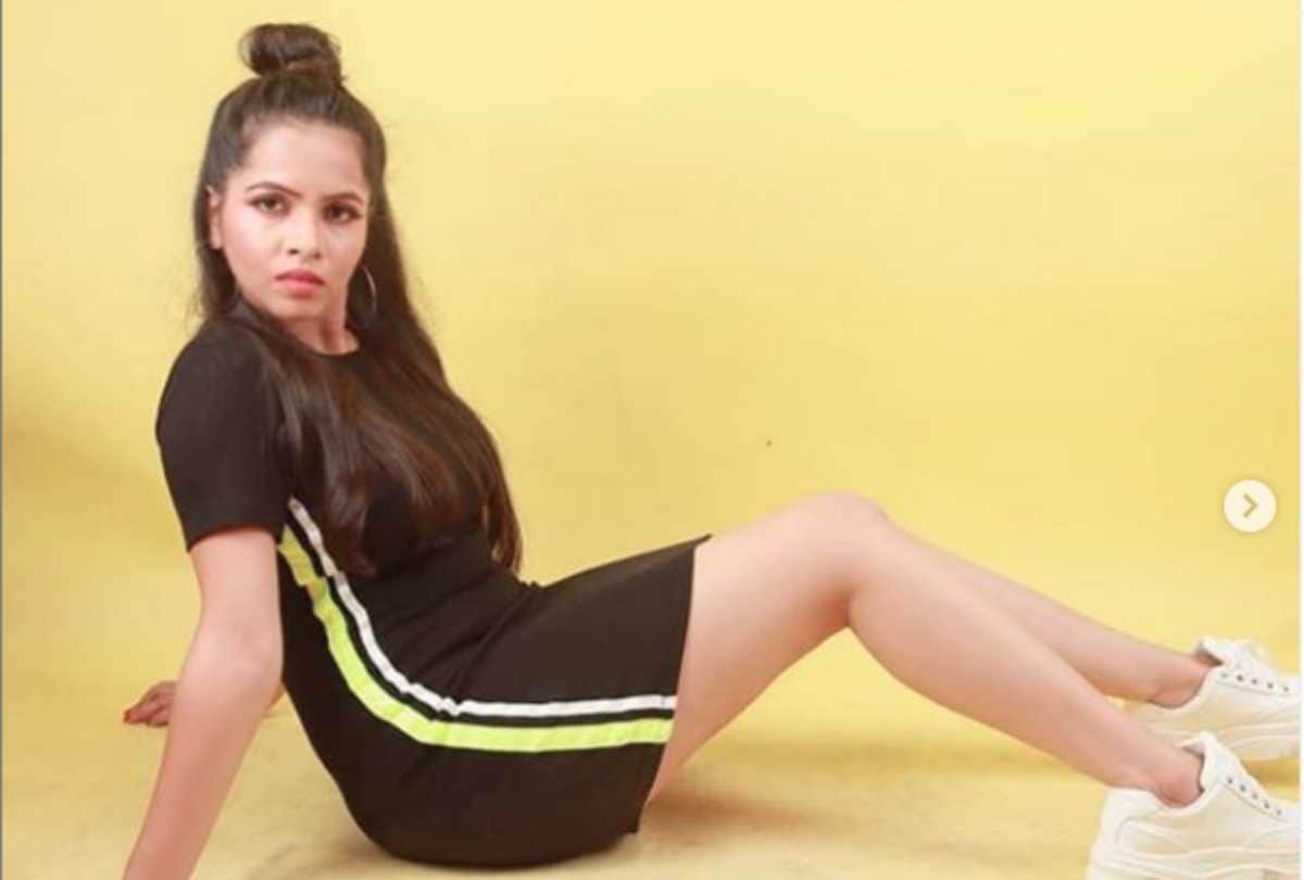 dhinchak pooja was a bigg boss contestant and singer look at her pictures