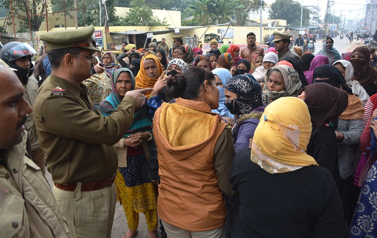 Women were thrown out of brick and stone on police