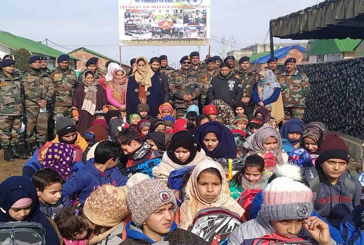 Air defense Regiment program in Anantnag, Army boosts morale of children