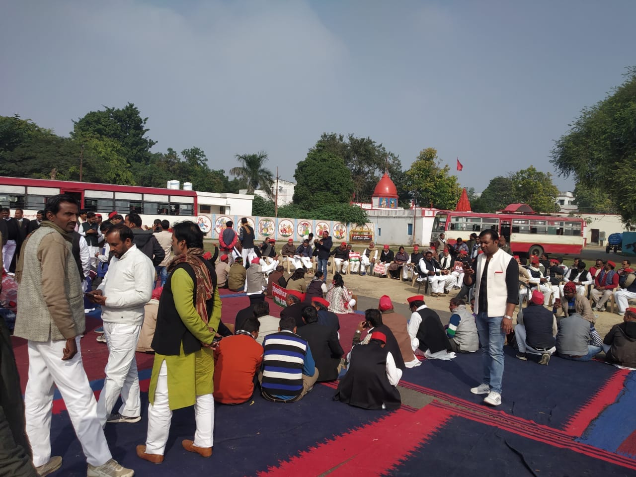 Prayagraj: The city has been transformed into a camp, the force has been on a whim