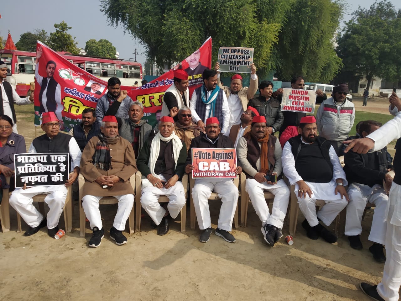 Prayagraj: The city has been transformed into a camp, the force has been on a whim