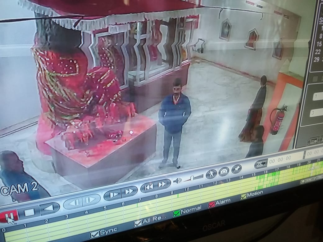 rape accused officer weds rape victim girl at durga temple maharajganj