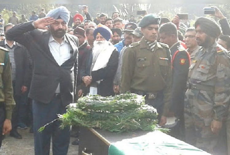 Mother Salute to Martyred Jawan Sukhwinder Singh, Indian Army, Ceasefire Violation