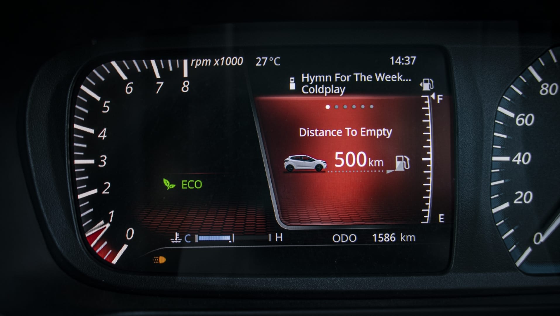 Premium Hatchback Tata Altroz has unique 5 features not available in Maruti Baleno and Hyundai i20