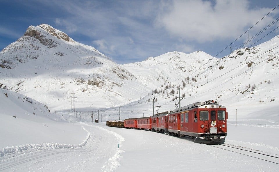 5 ways to make train journey comfortable