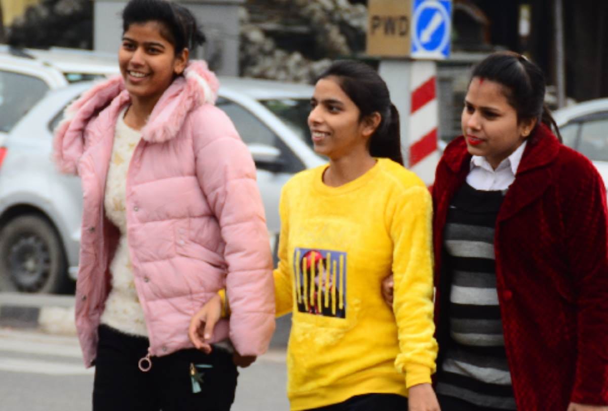 weather update: shivering cold, temperature go down in lucknow