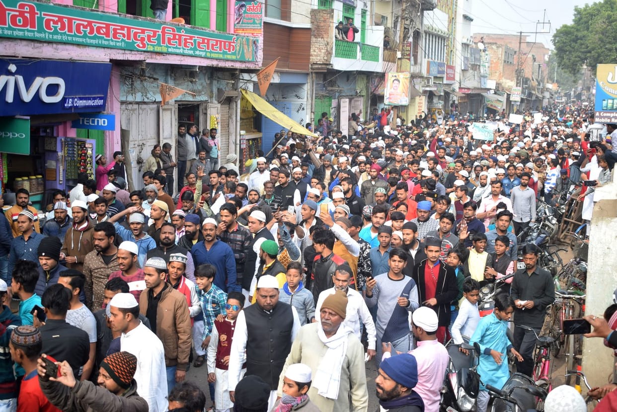 Protest, stone pelting procession after offering prayers