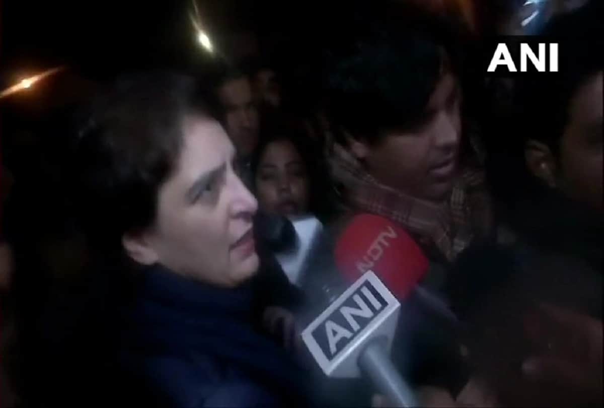 hansal mehta make fun of Congress leader Rahul Gandhi who protest at Rajghat against CAA 2019
