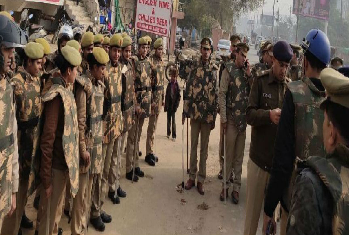 Mobile Internet services closed today in Agra City