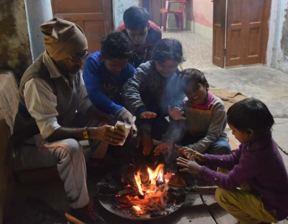Mercury reached six degrees, people shivering