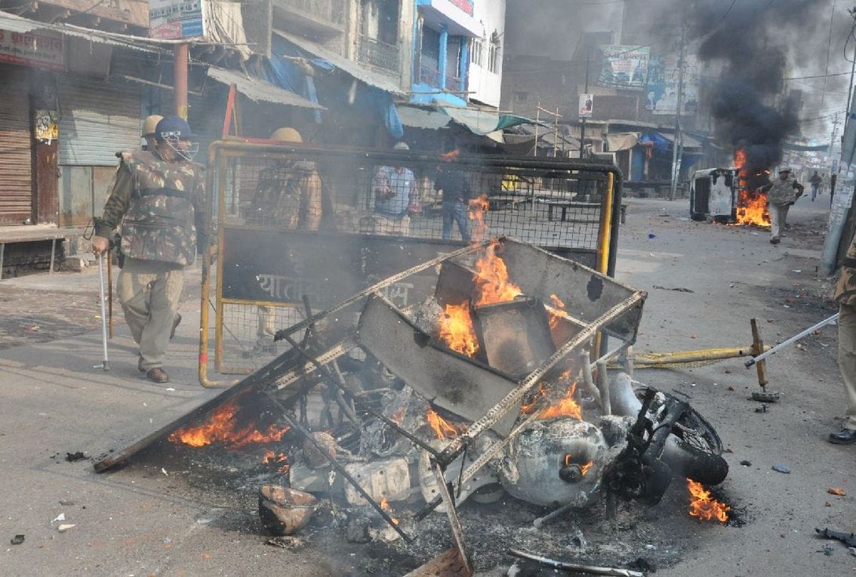 violence in firozabad during caa protest