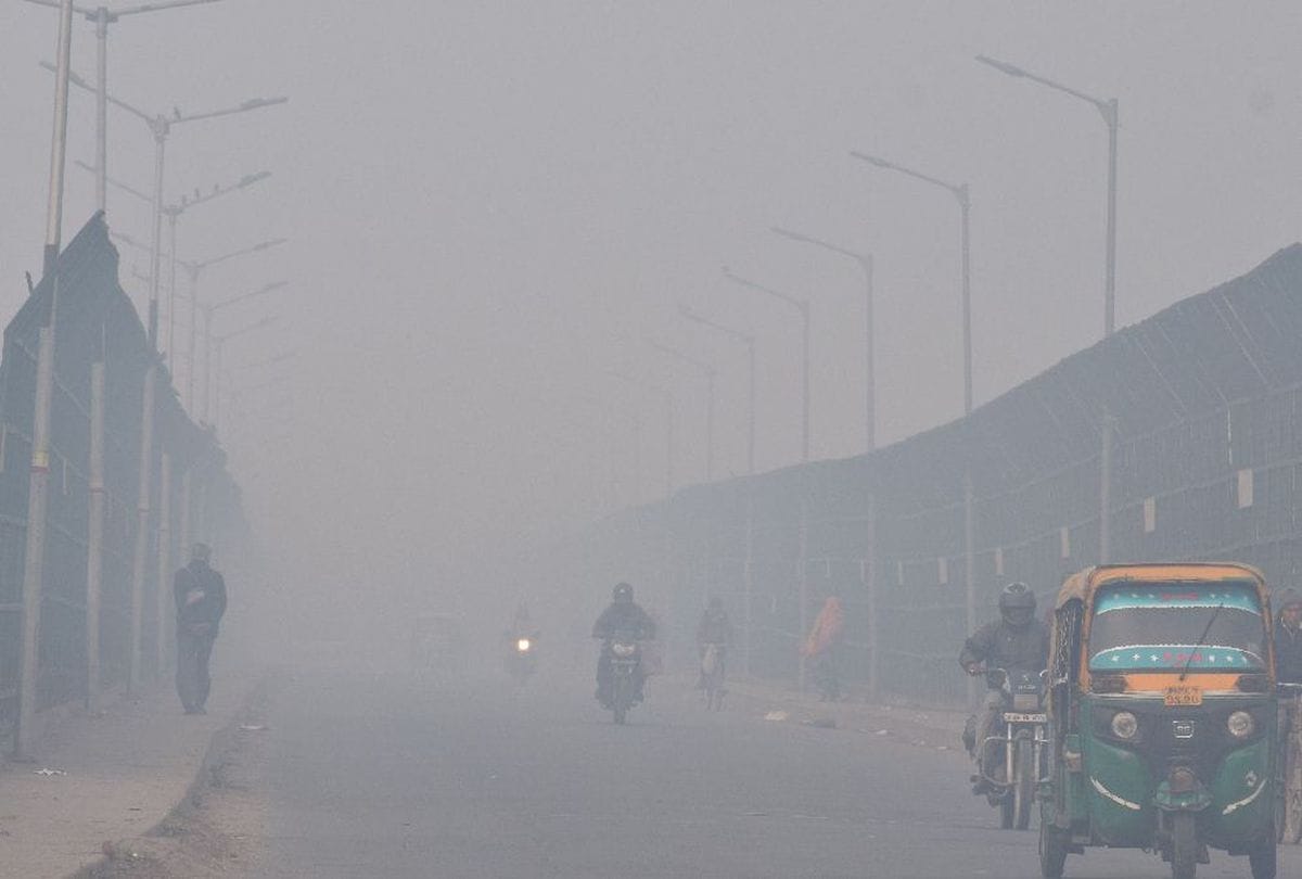 Air Pollution: Agra Eight Polluted City In Uttar Pradesh