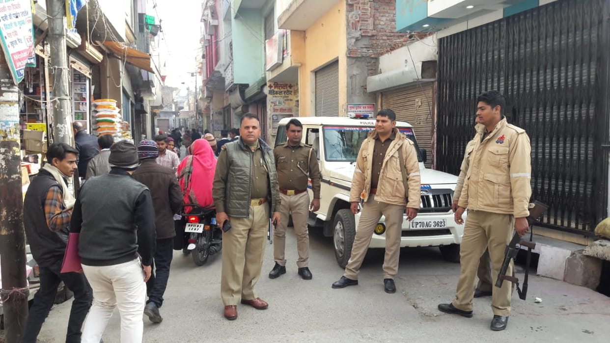 Amid prayers, prayers were offered amidst rumors, areas remain quiet