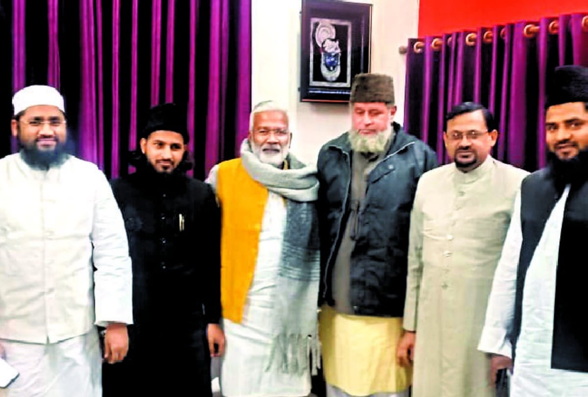 Muslim religious leader met BJP state president, said CAA is in national interest.