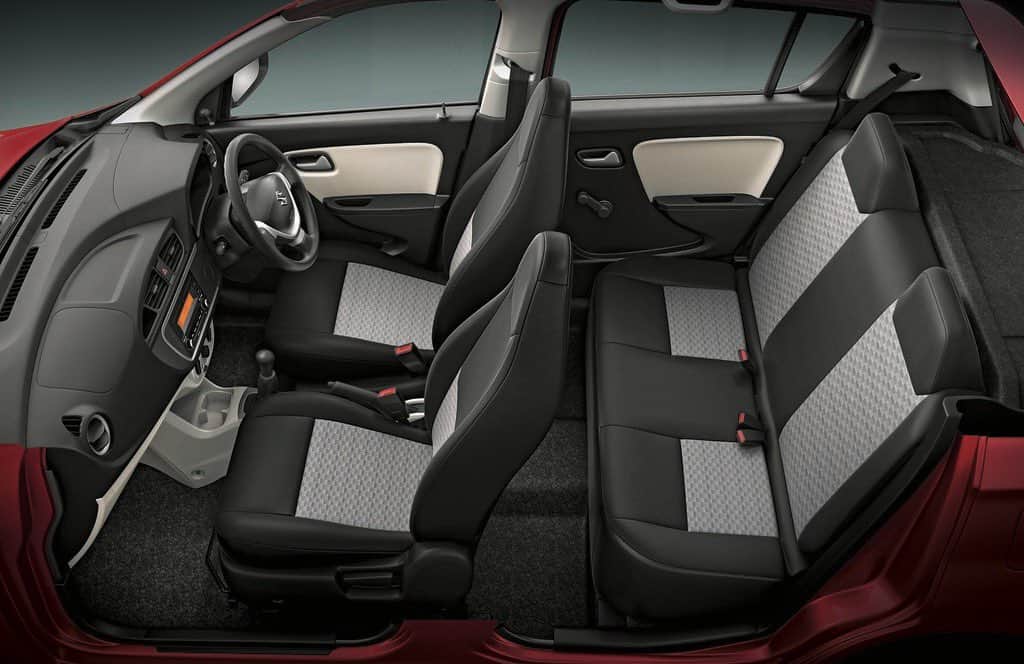 Buy India best selling and Maruti cheapest car Maruti Suzuki Alto at Emi of Rs 185.5 per day