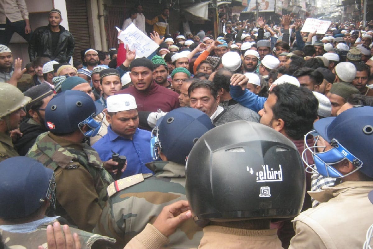 Citizenship Amendment Act, fierce protest in Meerut and Muzaffarnagar, many peoples injured
