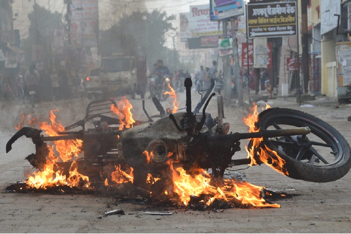 Citizenship Amendment Act, fierce protest in Meerut and Muzaffarnagar, many peoples injured