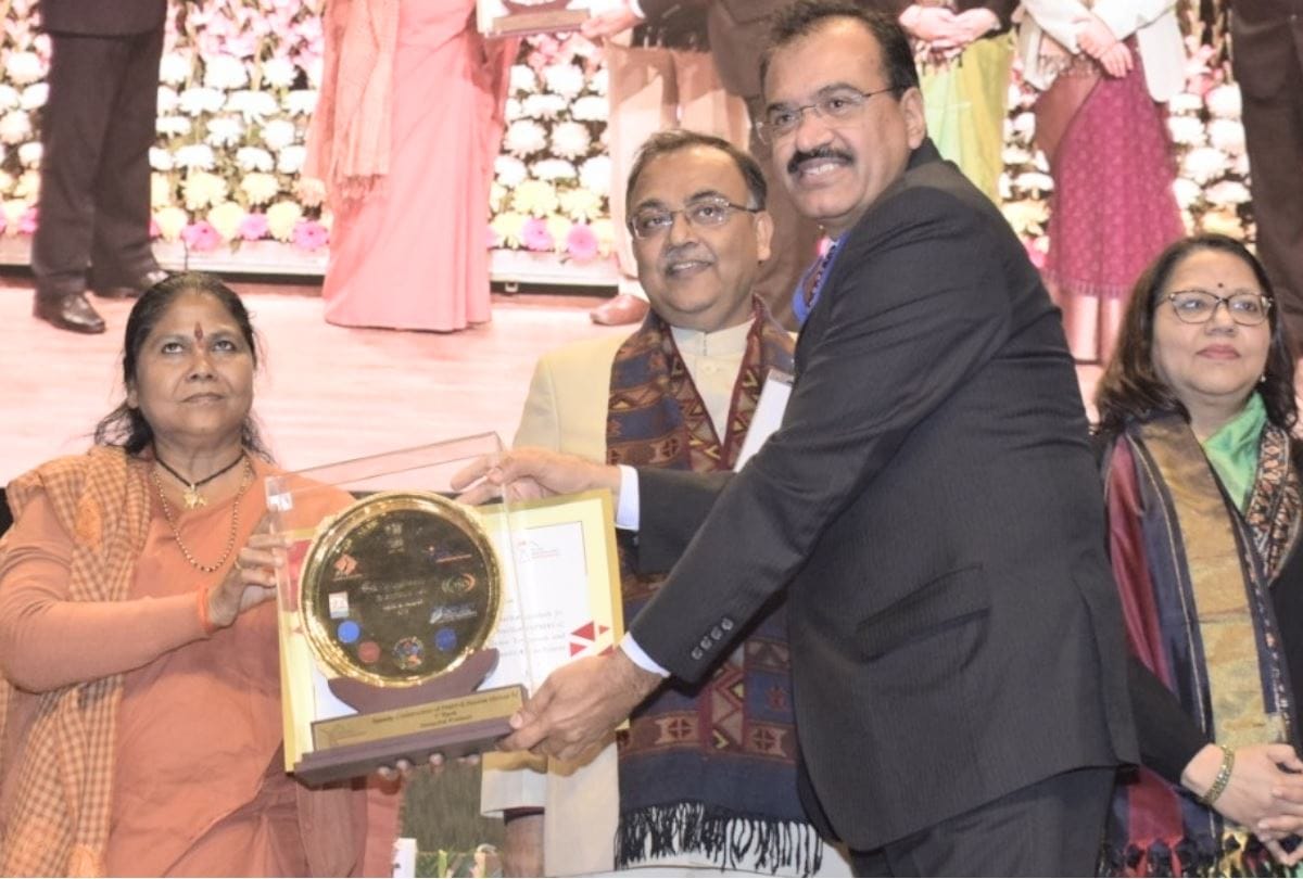 First prize to Himachal for best implementation of Pradhan Mantri Awas Yojana
