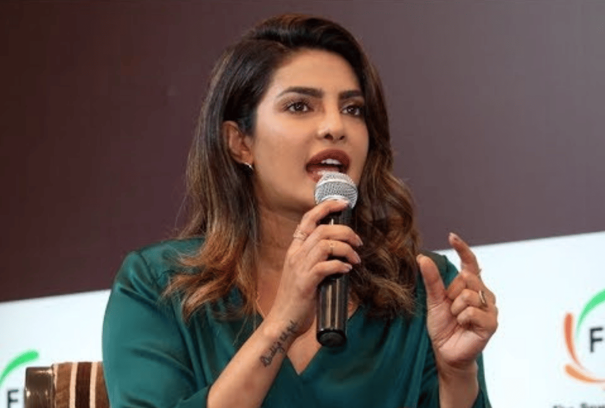 Priyanka Chopra talk about her experience in film industry and praise Deepika Padukone Alia Bhatt
