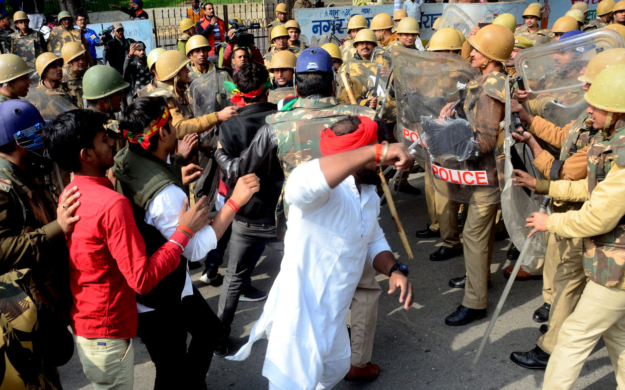 Prayagraj: SP workers protesting NRC arrested, lathicharge