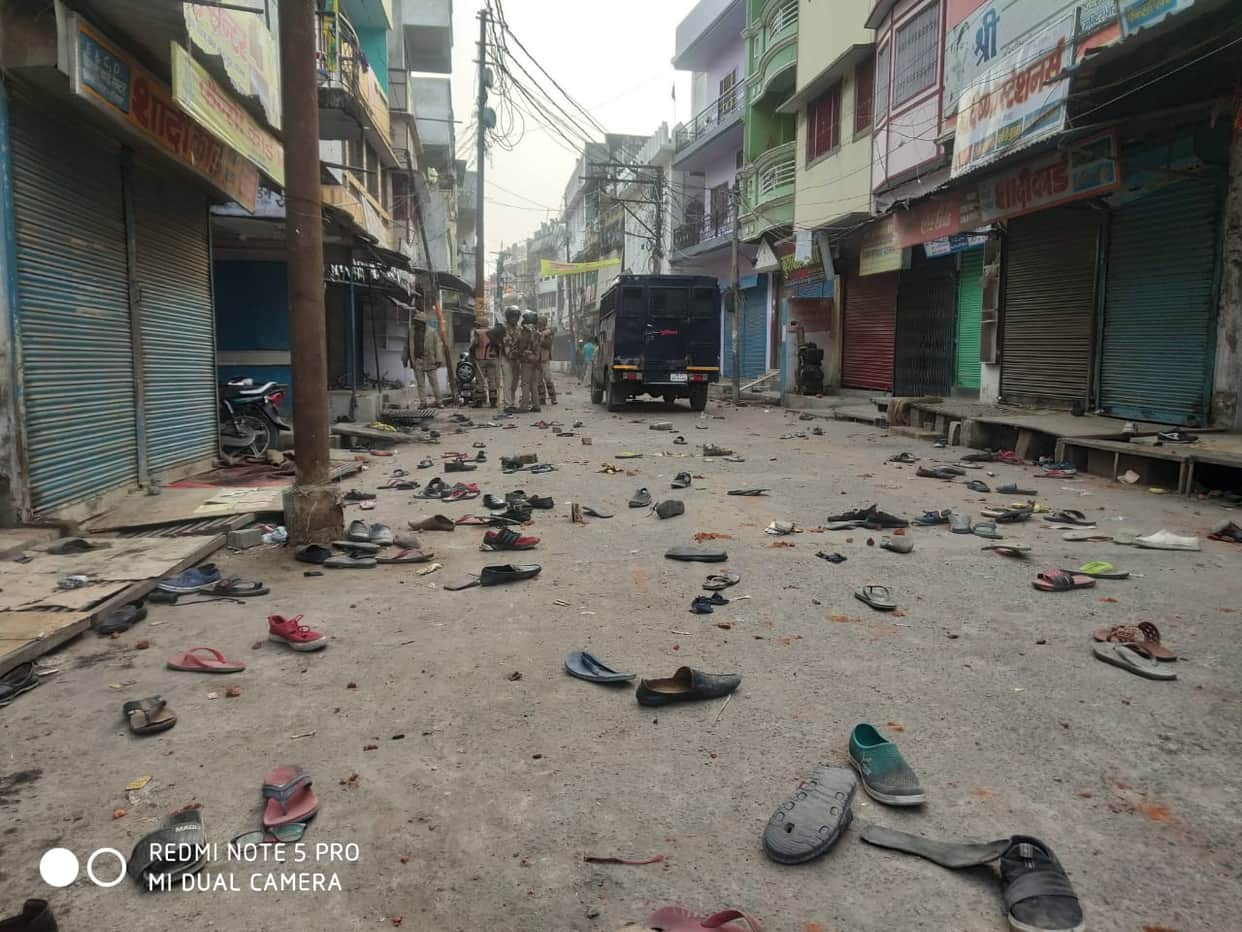 gorakhpur violence pictures, after violence gorakhpur police take five big decision