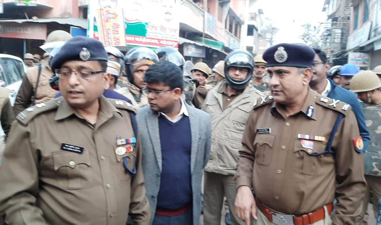gorakhpur violence pictures, after violence gorakhpur police take five big decision
