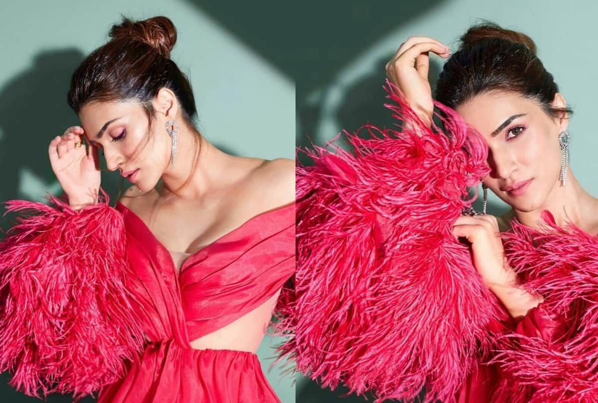 kriti sanon wear pink footwear in photoshoot and metallic in award show 2019 in same dress