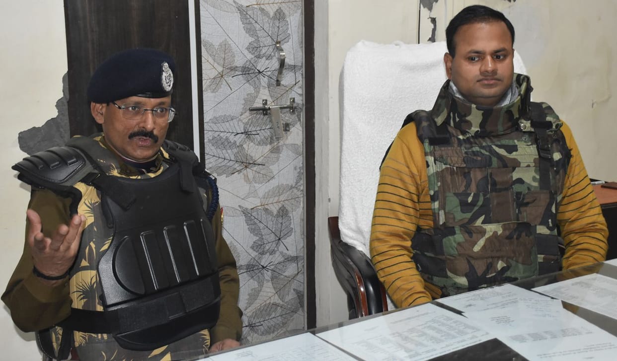 FIR lodged against SP former district head Hamid Ali along with many accused in Ghaziabad protest