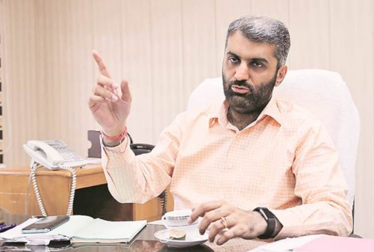 Chandigarh DC Mandeep Singh Brar Announced 26th Mayor Elections 2020 Schedule
