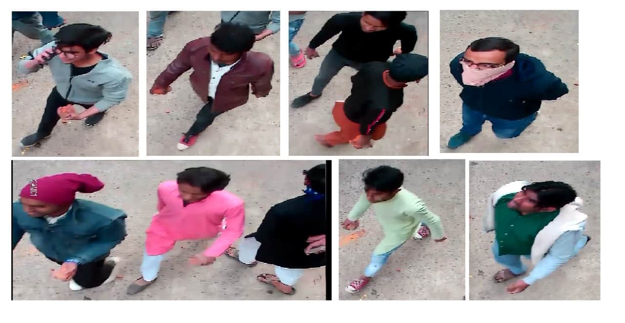 gorakhpur violence accused pictures release by police, give information and take prize