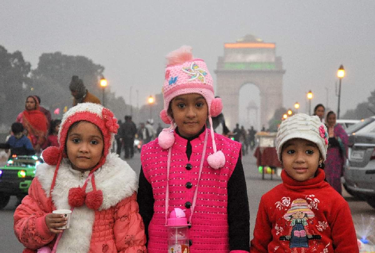 Tourists reach Red Fort and Chandani Chowk, Life back on track after CAA Protest