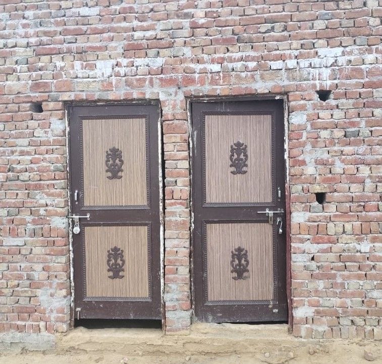 Hathras: Theft of thousands by breaking the lock of the house under construction