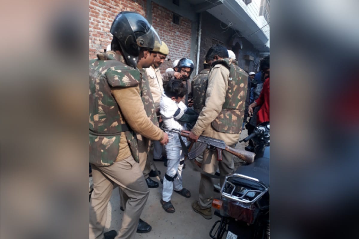 CAA Protest, Violence with planning by childrens in Meerut and many peoples injured