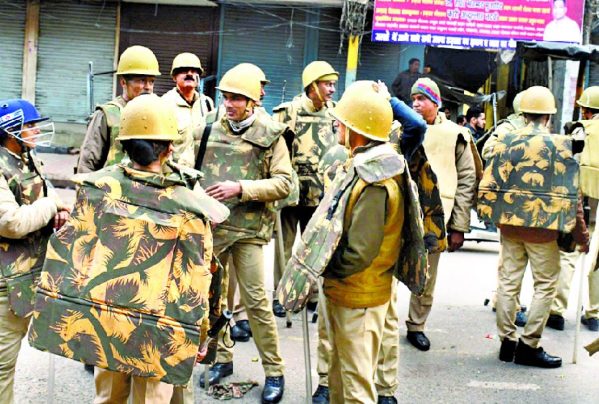 Protest against caa on Friday in Maulviganj lucknow.