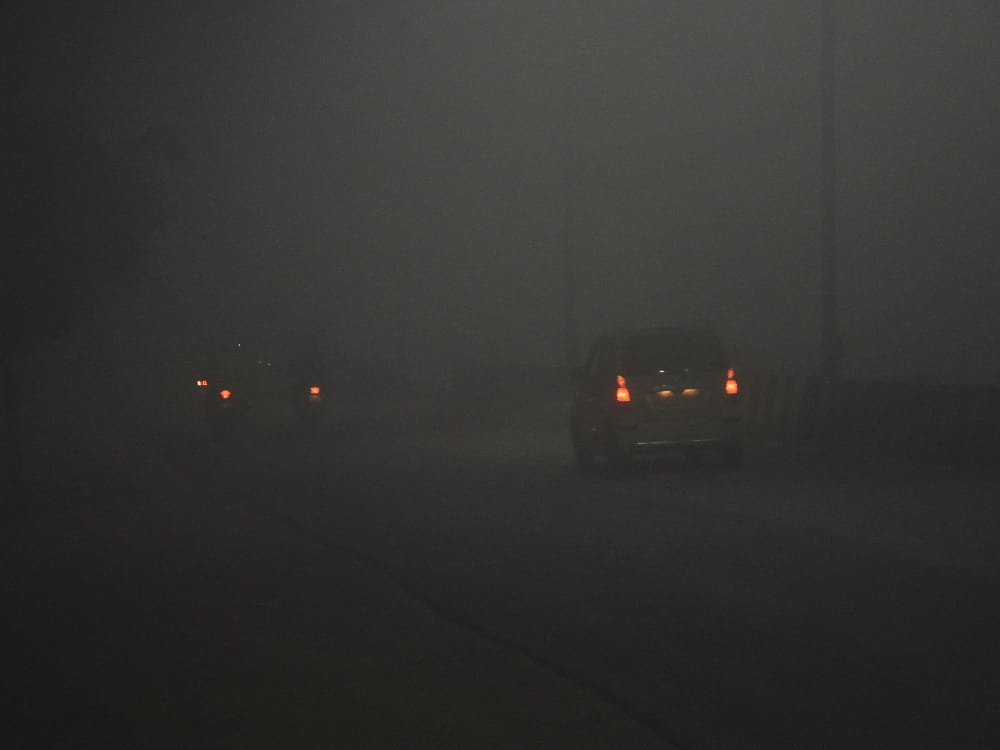Heavy cold and fog wave in Gorakhpur