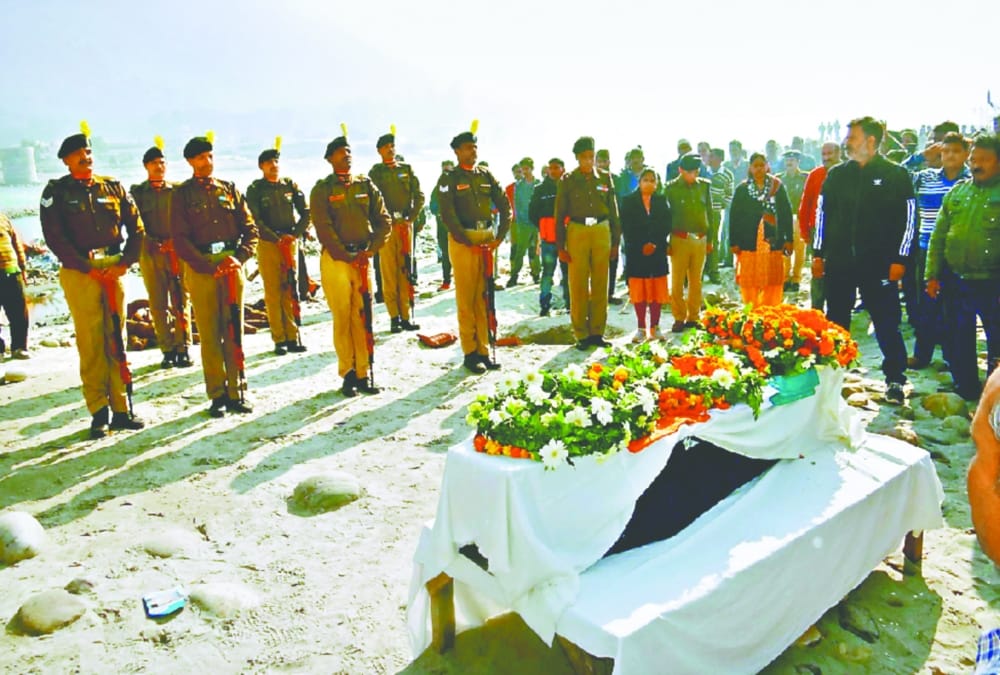 BSF Martyr Anil Bhatt Funeral in rishikesh