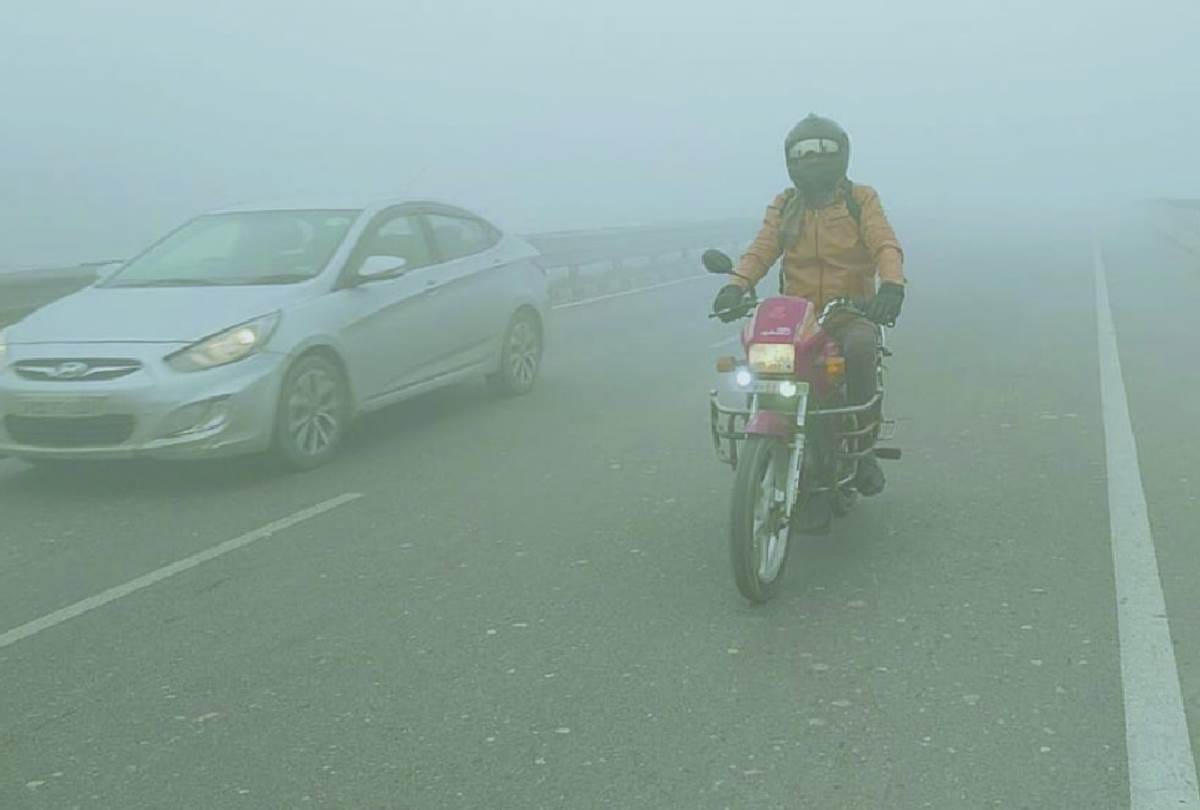 20 vehicles clashed in accident due to fog, one died