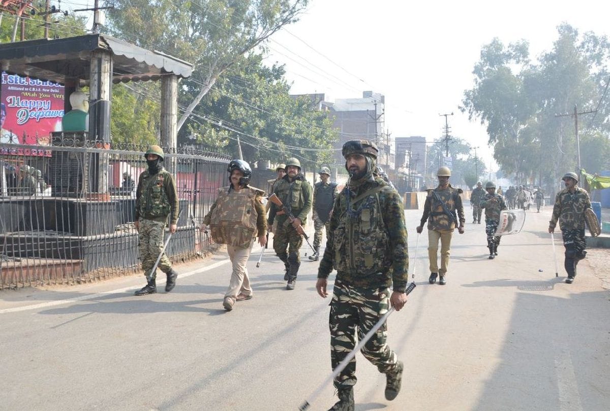 CRPF deployed in firozabad after violence over caa protests