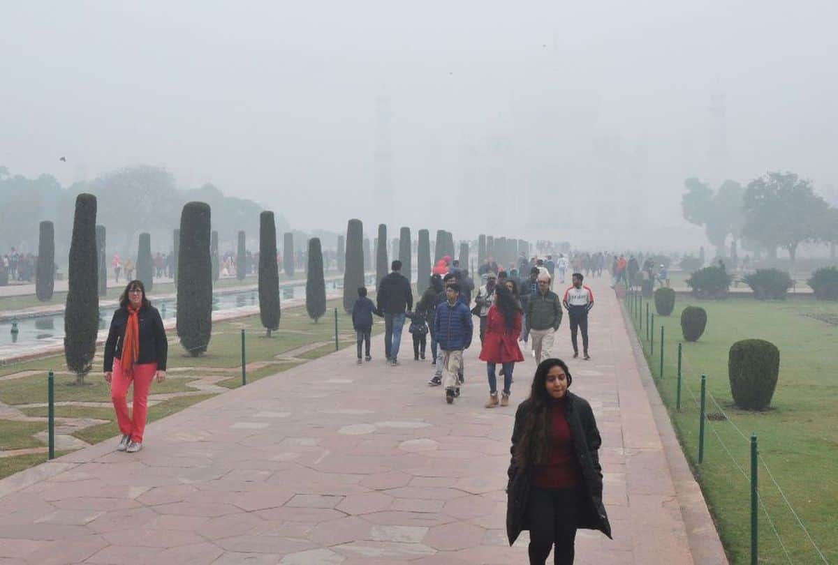 tourism in agra suffers blow as CAA protests on new year 2020