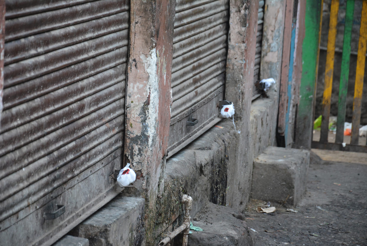 67 shops of Meenakshi Chowk sealed