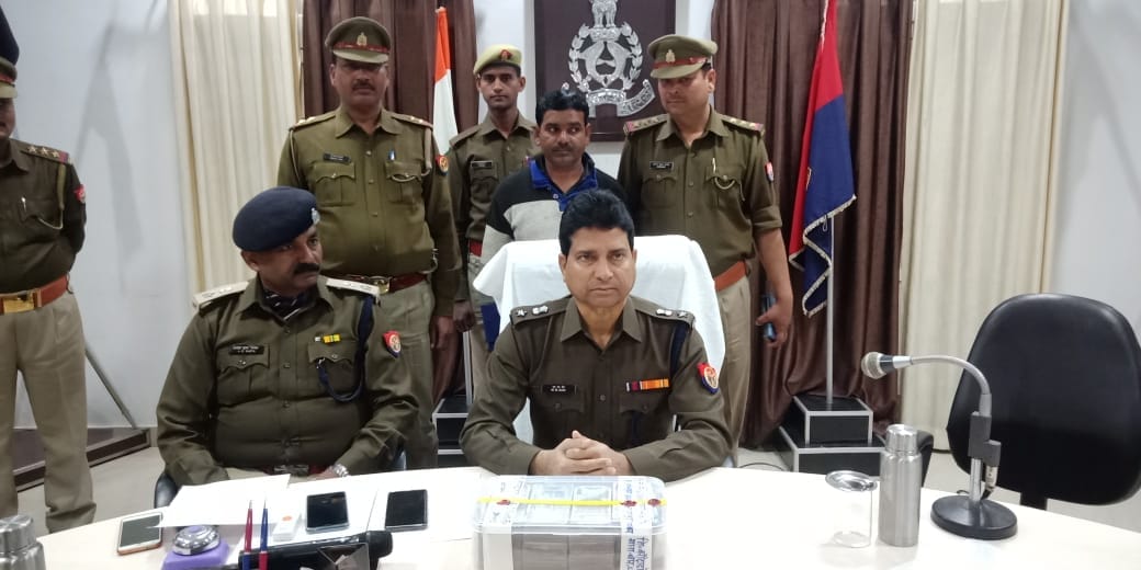 Loot actor munnem is arrested