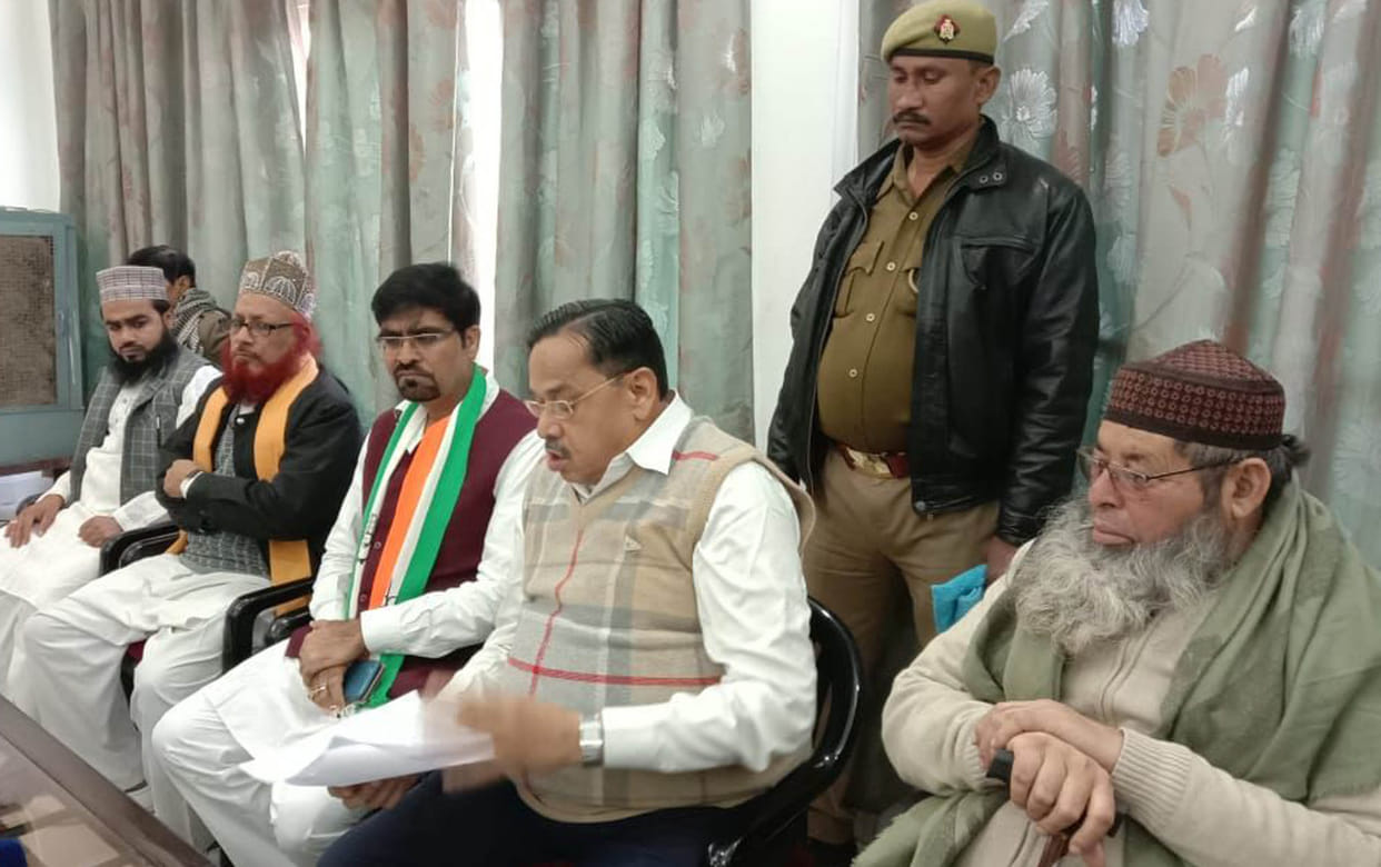 Movement justified, but do not indulge in violence: Naseemuddin