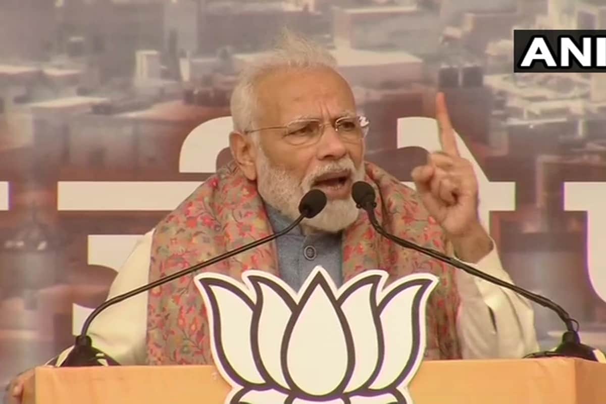 Anubhav Sinha reaction on Prime Minister Narendra Modi speech in Ramlila Maidan rally