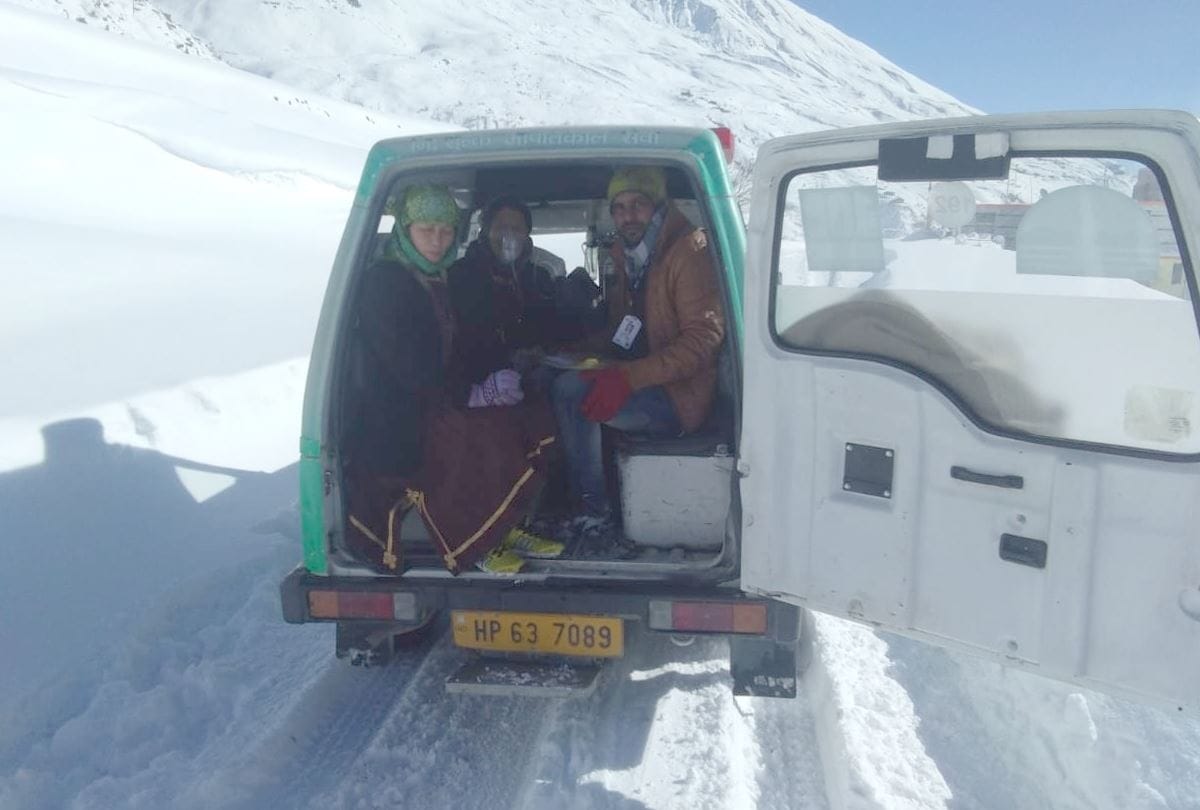 Kullu Lahaul Himachal Pradesh Rohtang tunnel saves 24 patients this time