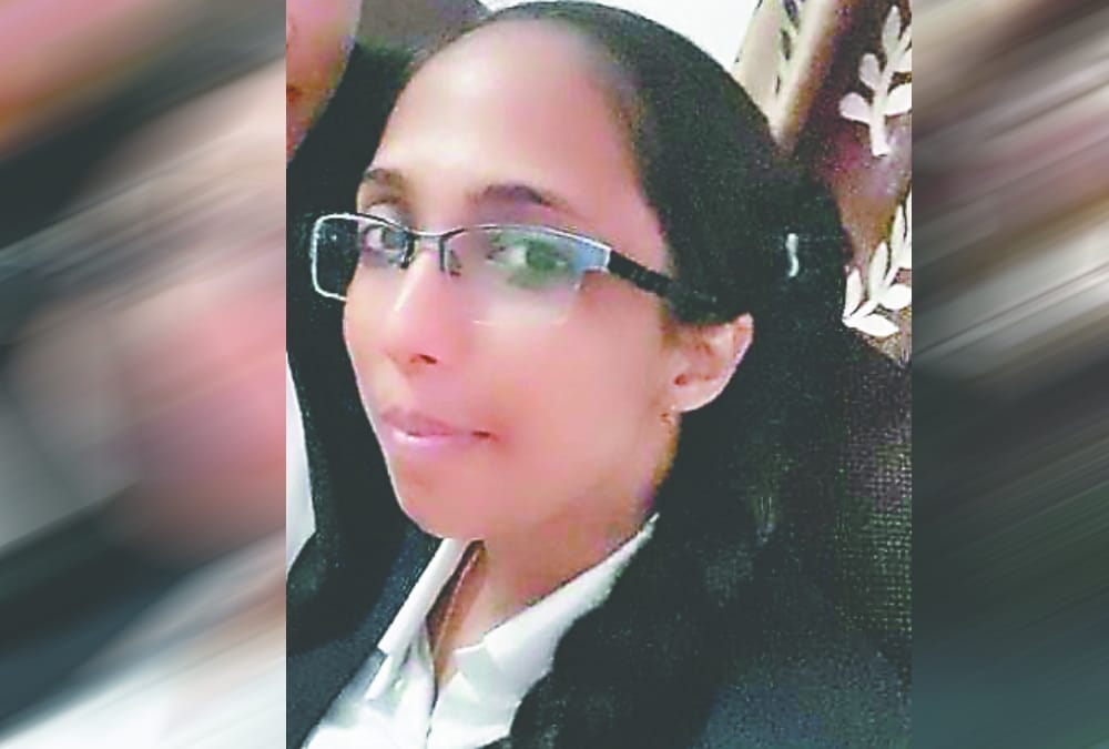PCS- J 2018 Result: Daughter became judge After reading Newspapers on father Shop