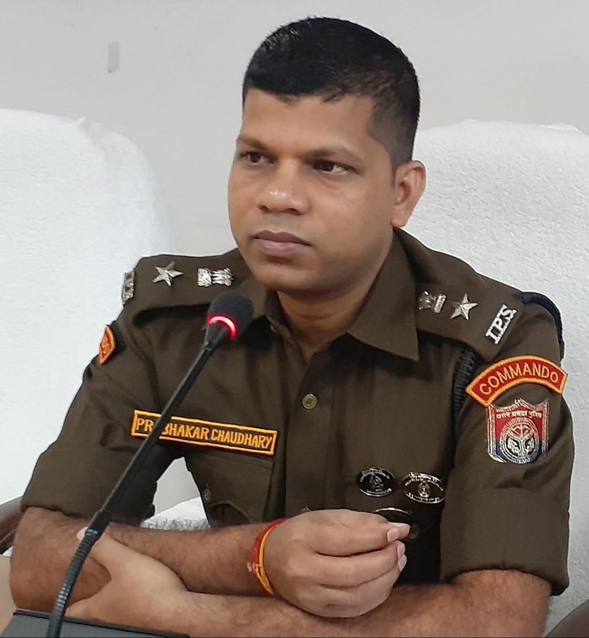 varanasi SSP prabhakar chaudhary transferred after BJP leader assault case IPS Amit Pathak will now command